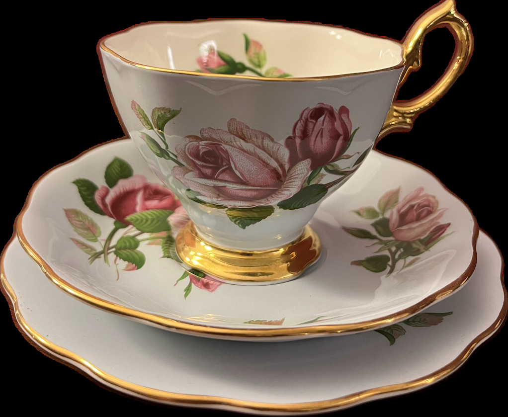 English Beauty (Blue) by Royal Albert - Teacup & Saucer - 1 avilable