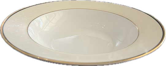 Embrace by Godinger - Dinner Plate - 2 available