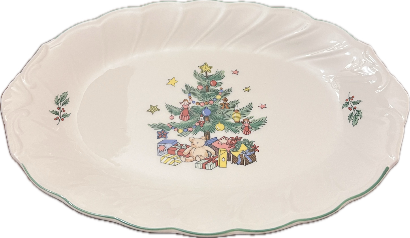 Happy Holidays by Nikko - Relish/Gravy Underplate - 1 available