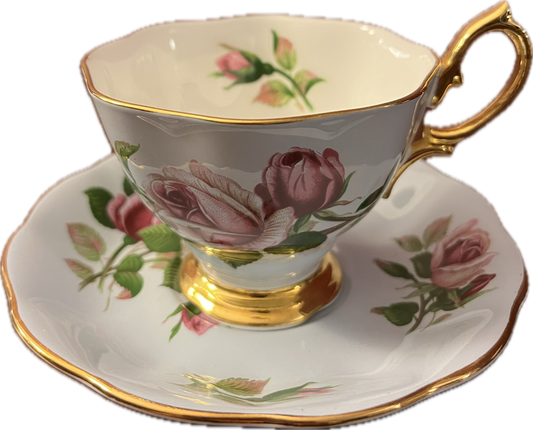 English Beauty (Blue) by Royal Albert -  Teacup & Saucer - 1 avilable