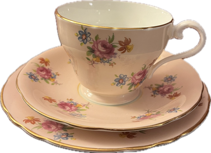 Helene by Aynsley - Teacup & Saucer - 1 available