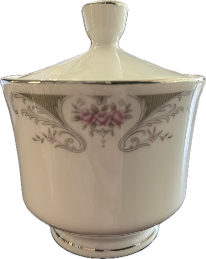 Alberon by Translucent - Salt & Pepper Shaker - 1 available