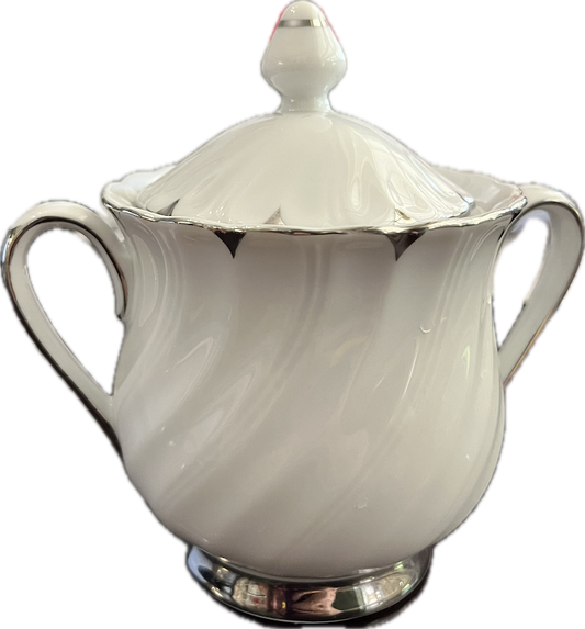 Heirloom by Harmony House - Sugar Bowl - 1 available