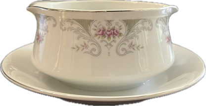 Alberon by Translucent - Salt & Pepper Shaker - 1 available