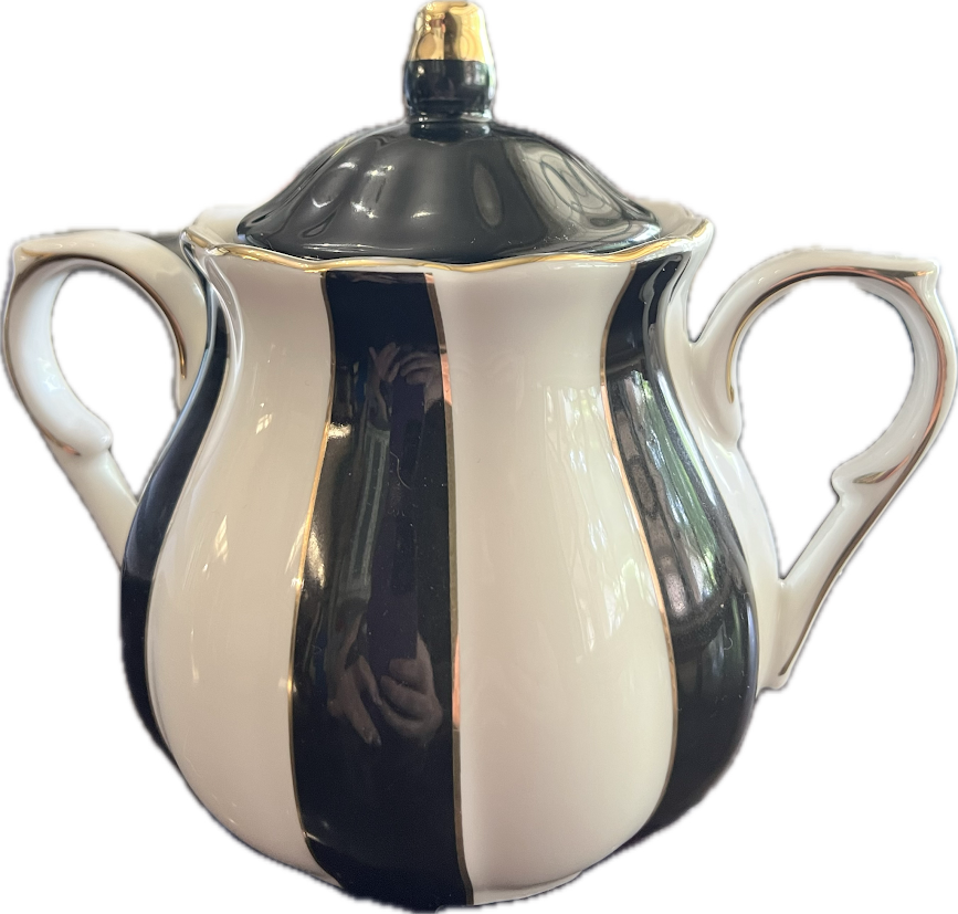 Black Scallop by Grace's Teaware - Creamer - 1 available