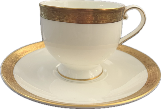 Crown Jewel by Mikasa - Teacup & Saucer - 1 available