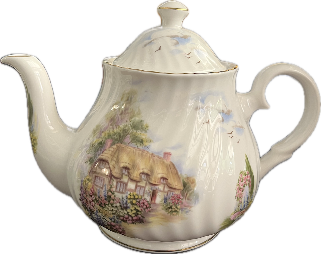 English Cottage by Heirloom - Teapot - 1 available