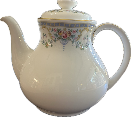 Vail by Royal Doulton - Teapot - 1 available