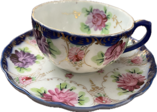 Natasha - Teacup & Saucer - 1 available