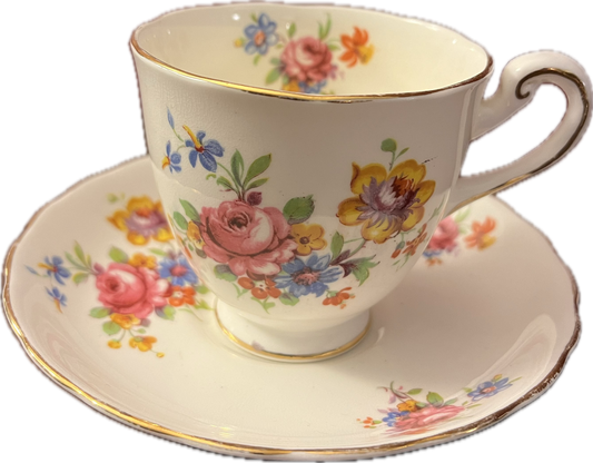 Summer Garden by Tuscan Fine Bone China - Teacup & Saucer - 1 available