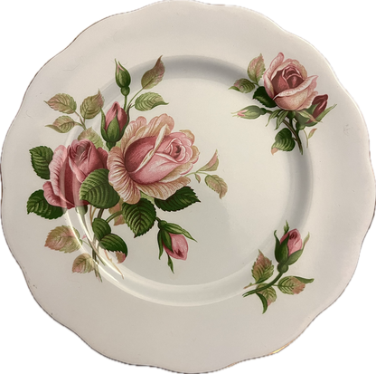 English Beauty by Royal Albert - Teacup & Saucer (yellow) - 1 available