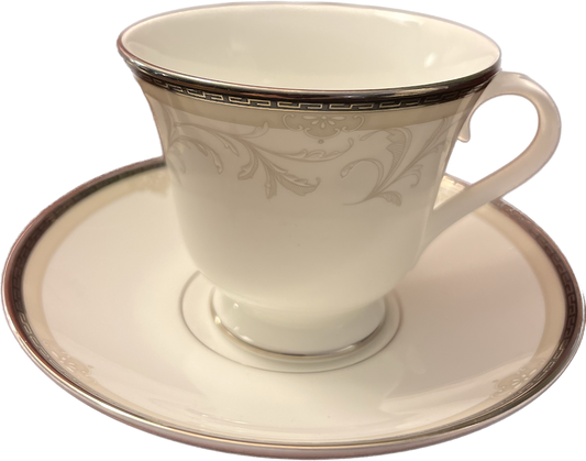 Brocade by Waterford - Teacup and Saucer - 1 available