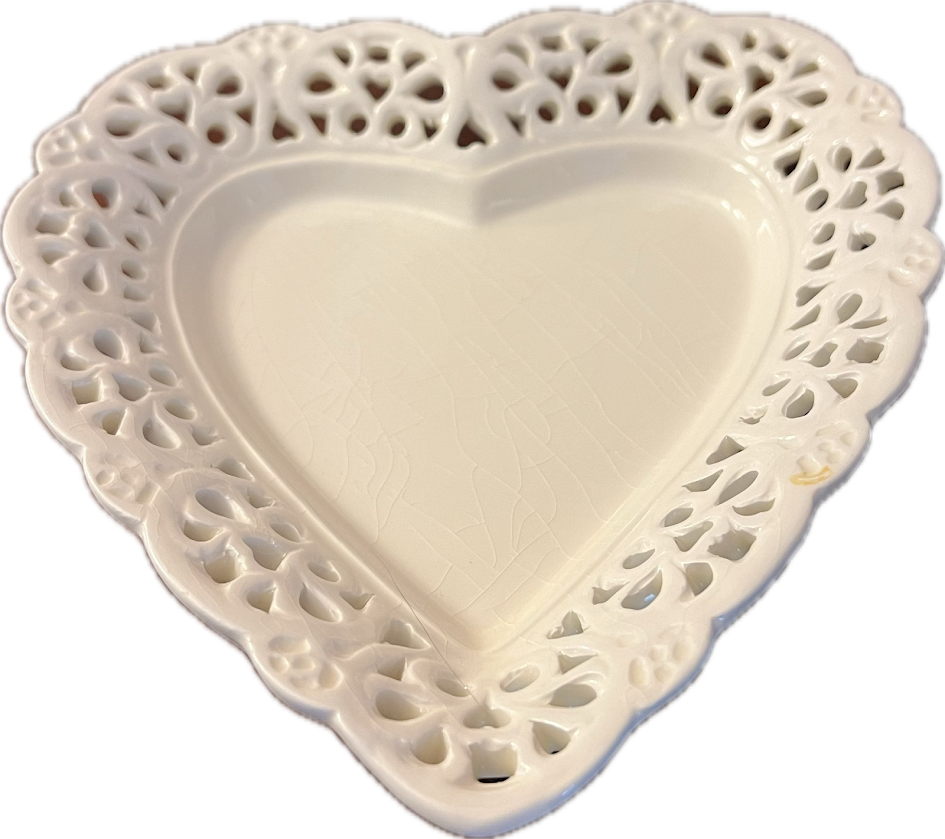 Chantilly by Casa Domani - Heart Dish - 1 available