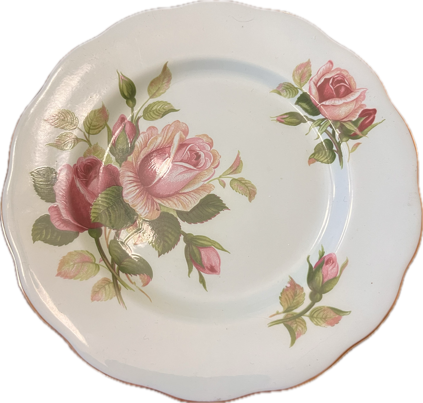 English Beauty by Royal Albert - Teacup & Saucer (yellow) - 1 available