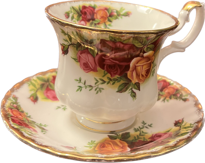 Old Country Roses by Royal Albert - Teacup & Saucer - 1 available