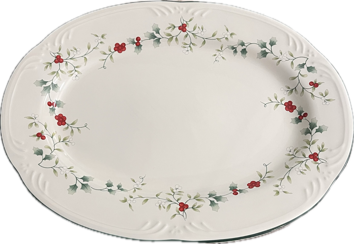 Winterberry by Pfaltzgraff - Oval Platter - 3 available